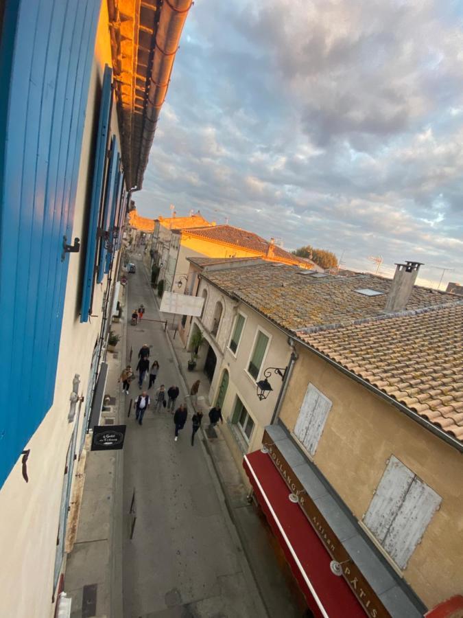 App design au centre des remparts d’Aigues-Mortes. Extérieur photo